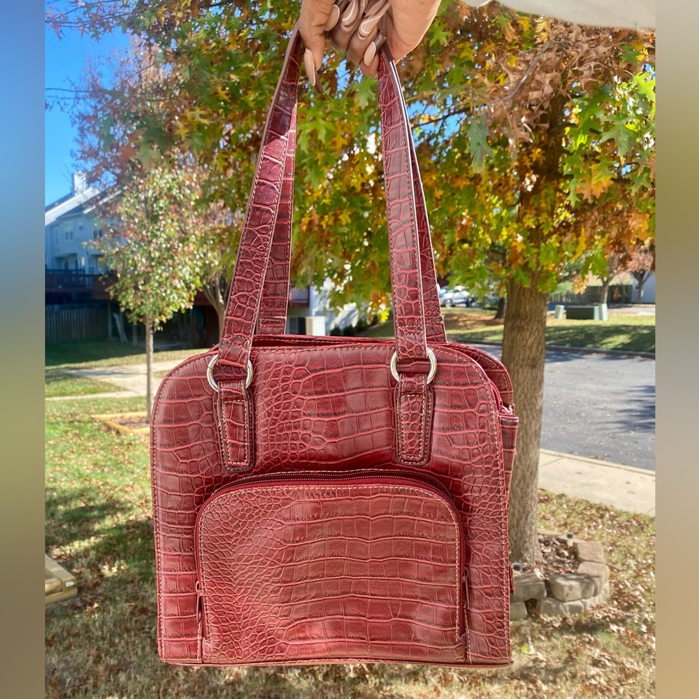 Vintage Faux Leather Handbag Croc Pattern Burgundy Medium Handbag